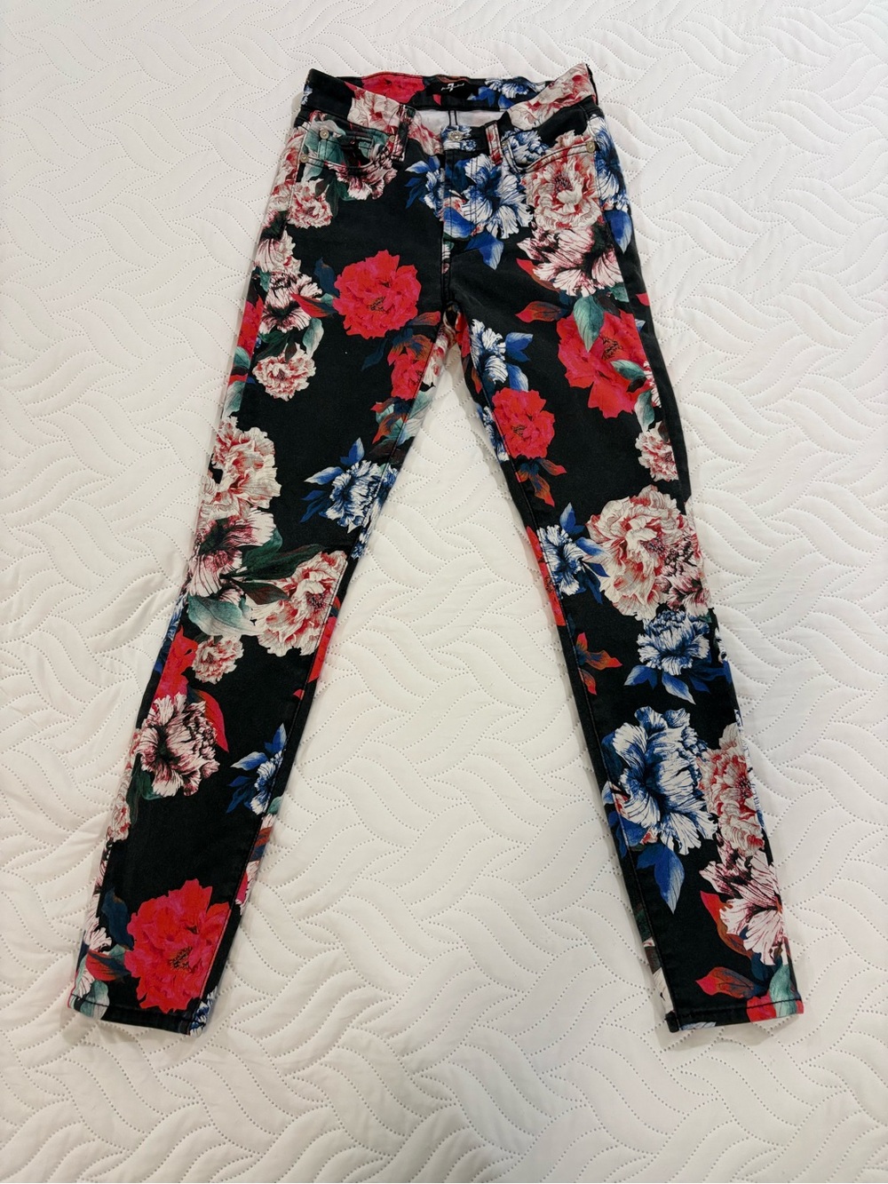 7 For All Mankind Black Floral Skinny Jeans – Size 25